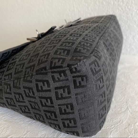 Fendi Zucchino canvas large shoulder bag - Picture 6 of 12